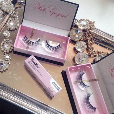 9 Reasons To Switch To An All Natural Lash Glue – True Glue Beauty