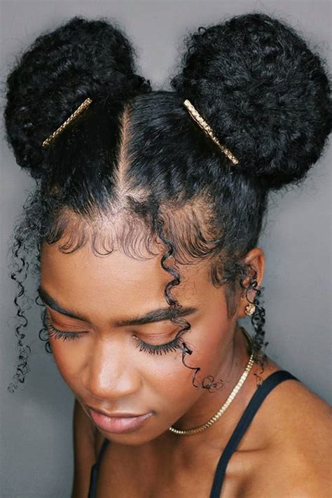 Hair Tendrils Are The '90s Cool-Girl Detail We Can't Get Enough Of ...