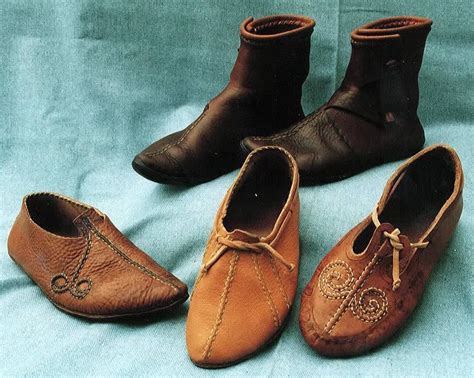 12th century shoes | Viking Age footwear from Ireland, 8-11th century. | Viking shoes ...