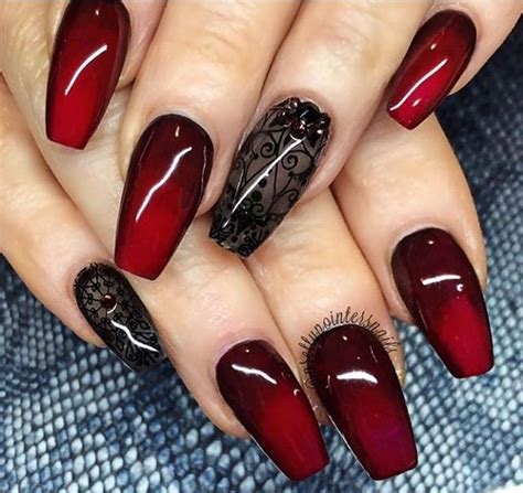 35 Extraordinary Red Nail Trends Ideas For This Year | Unhas decoradas, Unhas vermelhas, Unhas ...