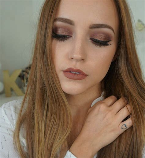 Kathleen Lights | Beauty youtubers, Kathleen lights, Hair makeup