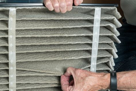 4 Signs You May Need to Change Your Air Filter | Exact Recon Restoration