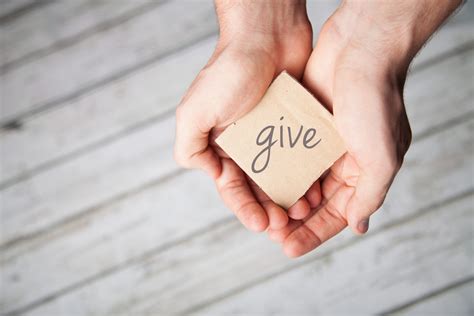 Make It Easy for Others to Give You What You Want | Rachel Beohm