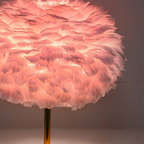 Fairy Bloom Feather Table Lamp, Pink | VAXLAMP