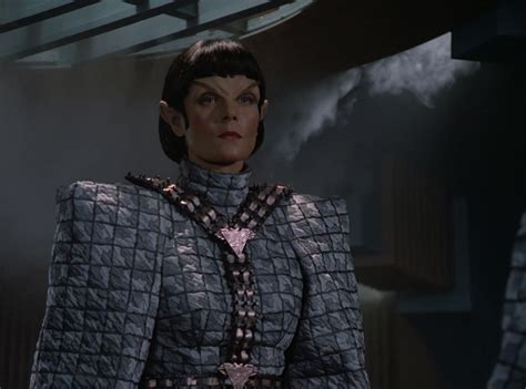 Review: Star Trek: The Next Generation Season 2 Blu-Ray • TrekCore.com