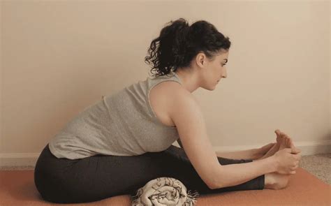 Seated Forward Bend Pose: Master The Form And Avoid Mistakes! - The ...