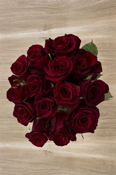 Dark Red Roses Bridal Bouquet In Las Vegas, NV VIP Floral Designs | ubicaciondepersonas.cdmx.gob.mx