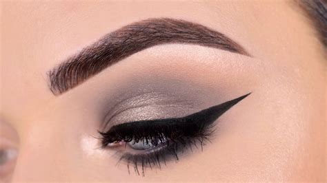 Gray Eye Makeup Tutorial | Natasha Denona Biba Palette - YouTube