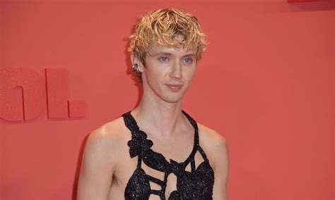 Troye Sivan Talks ‘Rush’ And Upcoming New Album