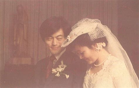 Moon Jae In and Kim Jung Sook getting married in March 1981. | Getting ...