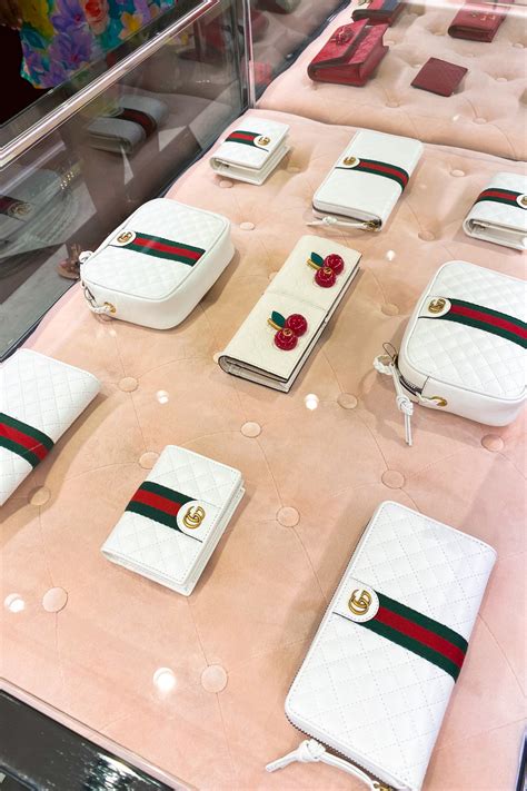 The Ultimate Guide to the Gucci Outlet - The Luxury Lowdown