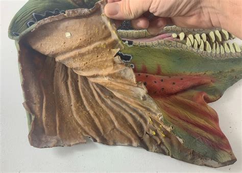 Vintage Jurassic Park Dilophosaurus Spitter Dinosaur Cosplay Halloween Mask | eBay