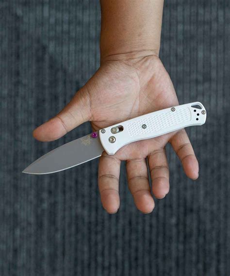 Benchmade Bugout Review: A Full-Size, Ultralight Pocket Knife That Won't Fall Apart – Gearscape