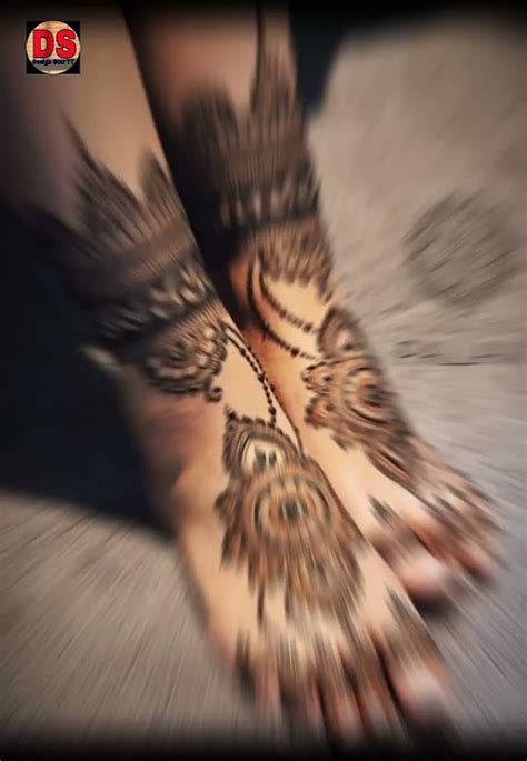 new foot tikka mehndi design | feet mehndi design bridal | gol tikki mehndi designs for feet # ...