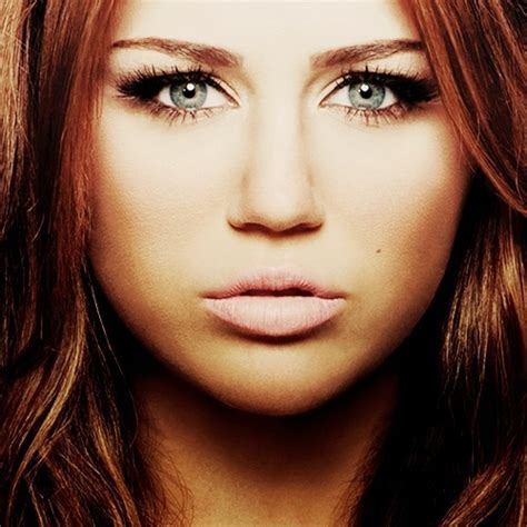 Post a pic of Miley Cyrus giving a "HEADSHOT".... - Miley Cyrus Answers ...