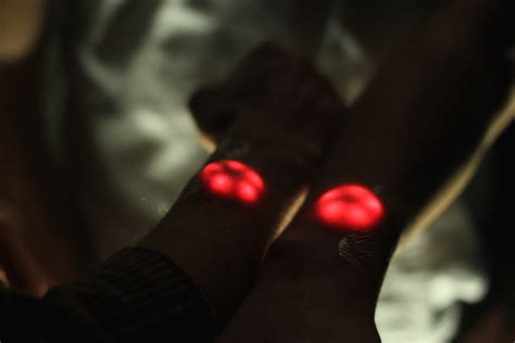 Biohackers Are Implanting LED Lights Under Their Skin | Body modifications, Implants, Biohacking