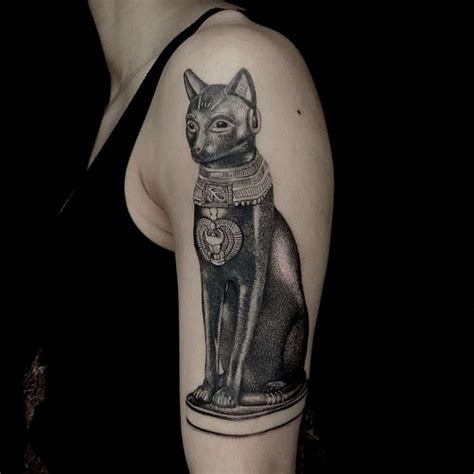 Bastet Tattoos Explained: Origins, Meanings & Tattoo Artists