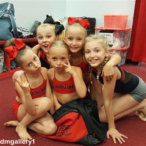 Brynn Rumfallo with the minis [FOLLOW: @dmgallery1] Dance Moms Facts, Dance Moms Dancers, Dance ...