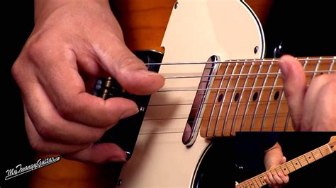 Easy Fingerpicking Guitar Lesson - YouTube