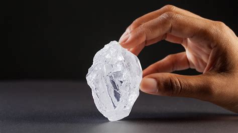 The World’s Largest Uncut Diamond Fails to Sell at Sotheby’s | Architectural Digest