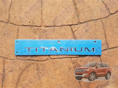 Ford Everest 2015 - 2022 Titanium Emblem | Lazada PH