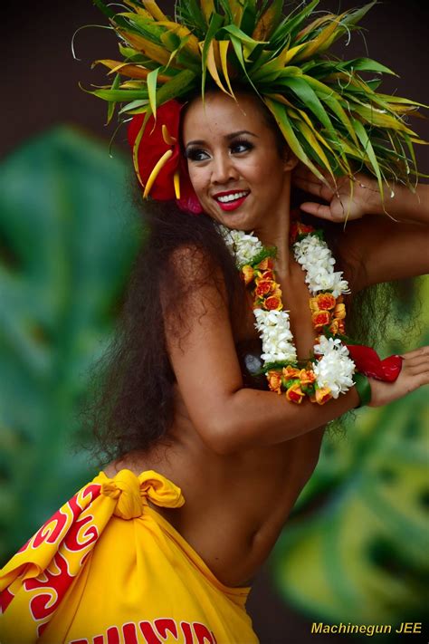 #HeivaiHonolulu | Hawaiian woman, Hawaiian dancers, Polynesian girls