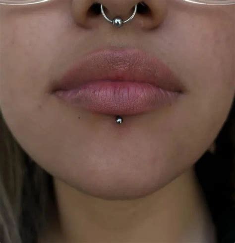 Medusa vs Labret Piercing: Which One’s for You? in 2024 | Labret ...