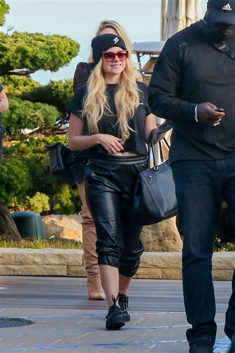 Avril Lavigne at Nobu in Malibu 05/22/2021 • CelebMafia