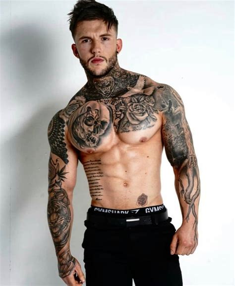 Tattoed Guys, Inked Men, Tatouage Abdomen, Hot Men, Tatted Men, Hot Guys Tattoos, Chest Tattoo ...