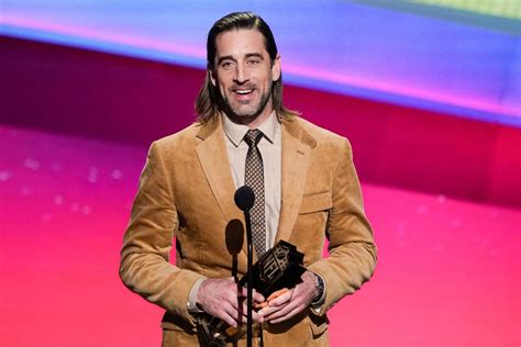 Aaron Rodgers says his appearance at the 2022 NFL Honors sparked his decision to finally get a ...