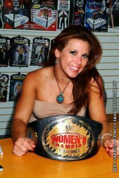 Mickie James (Wrestler) Wiki, Height, Weight, Age, Boyfriend, Family ...