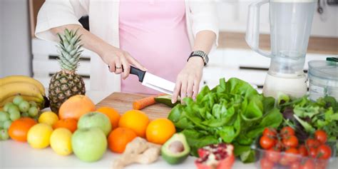 Pregnancy diet in the first 3 months - HealthAndLife