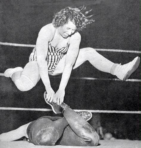 46 Best Vintage Womens Wrestling images in 2020 | Women's wrestling ...