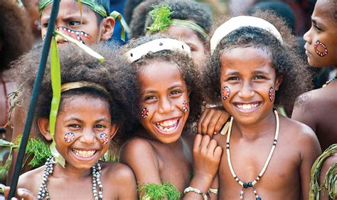 Getting Tribal in Papua New Guinea - Travelogues from Remote Lands