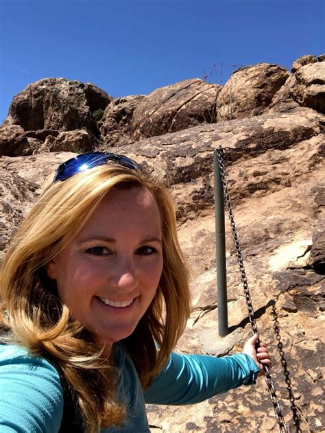 Hiking the Chain Trail at Hueco Tanks near El Paso | Explore texas, Hiking, Outdoors adventure