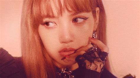 Lisa - Black Pink Wallpaper (41440758) - Fanpop