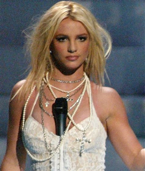 Britney Spears Young, Britney Spears 2003, Britney Spears Outfits, Outfits 2000s, Y2k Outfits ...