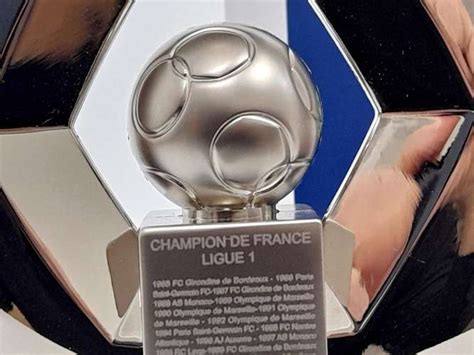 French Ligue 1 Championship trophy 3D big replica, 19,5 cm (LFP official product) | Trophies ...