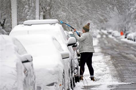 Snow threatens evening and morning commutes around metro Denver