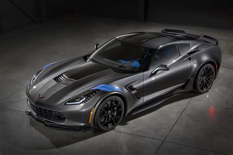 2017 C7 Corvette Grand Sport Revealed | GM Authority