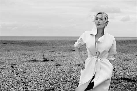 Download English Black & White Actress Celebrity Kate Winslet HD Wallpaper