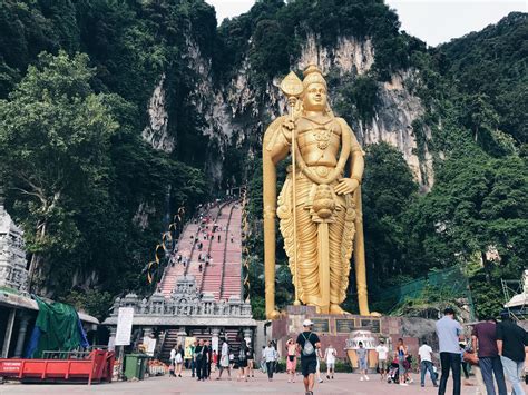 Batu Caves. Templo Hindu a 13 km de Kuala Lumpur. | Malasia