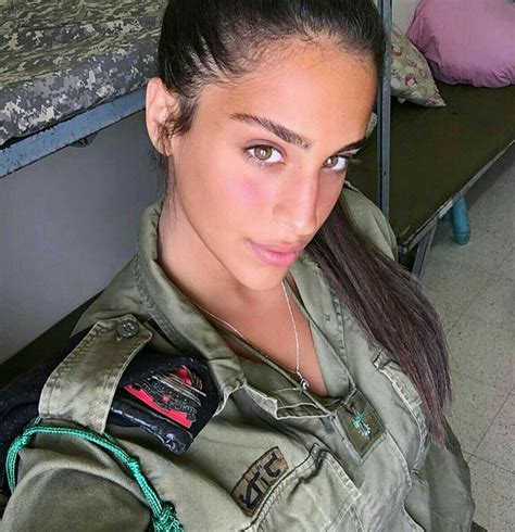Idf Women, Military Women, Military Girl, Female Army Soldier, Israeli Girls, Israeli Defense ...