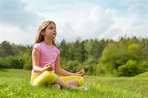 Kids Yoga Daily: The garden variety. Take your yoga practice to greener ...