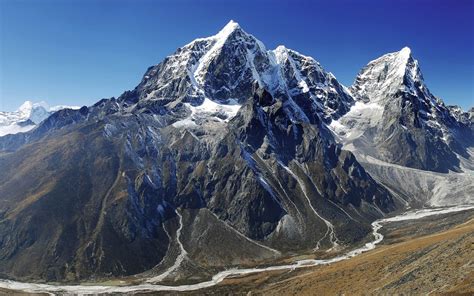 Гора (Джомолунгма) Эверест горная система Гималаи. | Everest base camp trek, National parks ...