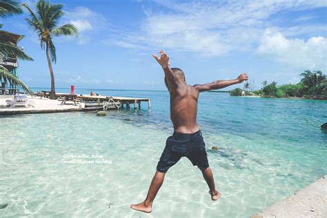 Caye Caulker, Belize - Go Curry Cracker!