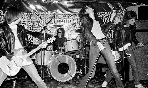 The Ramones playing live in New Jersey in one of their first concerts ...