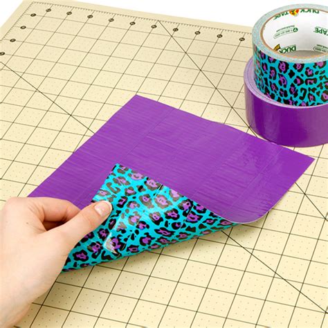 How-To: Duck Tape® Tri-Fold Clutch | Duck Brand