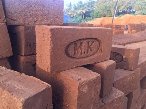 Burnt Clay Bricks at best price in Thiruvananthapuram by SDK Bricks | ID: 9271725397