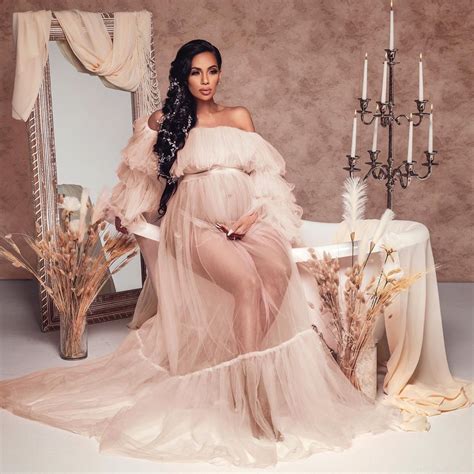 Erica Mena Shows Off Her Baby Bump [Photos #[Photos #Mena #Mena | Girl maternity pictures ...